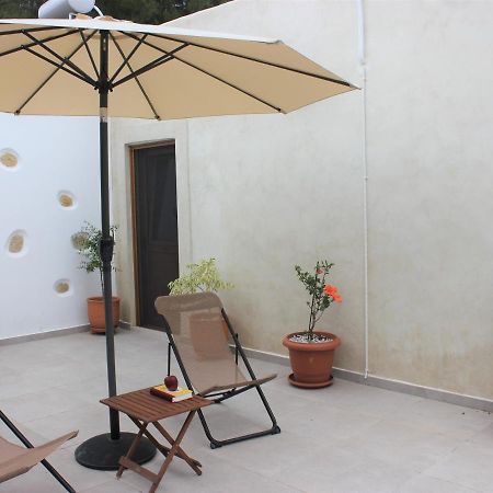 Avli House Vori Villa Buitenkant foto