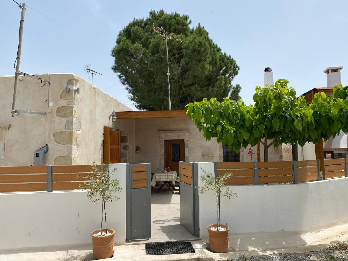 Avli House Vori Villa Buitenkant foto