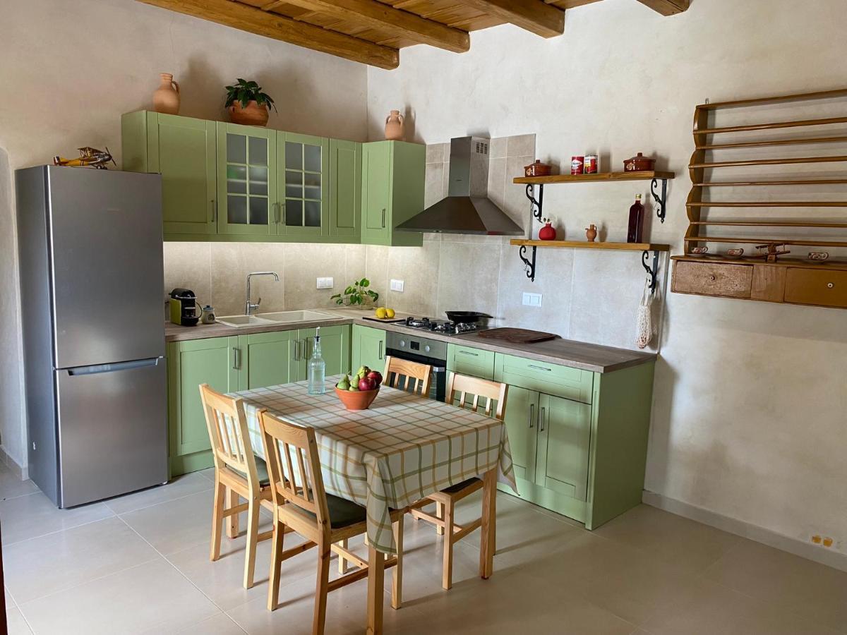 Avli House Vori Villa Buitenkant foto