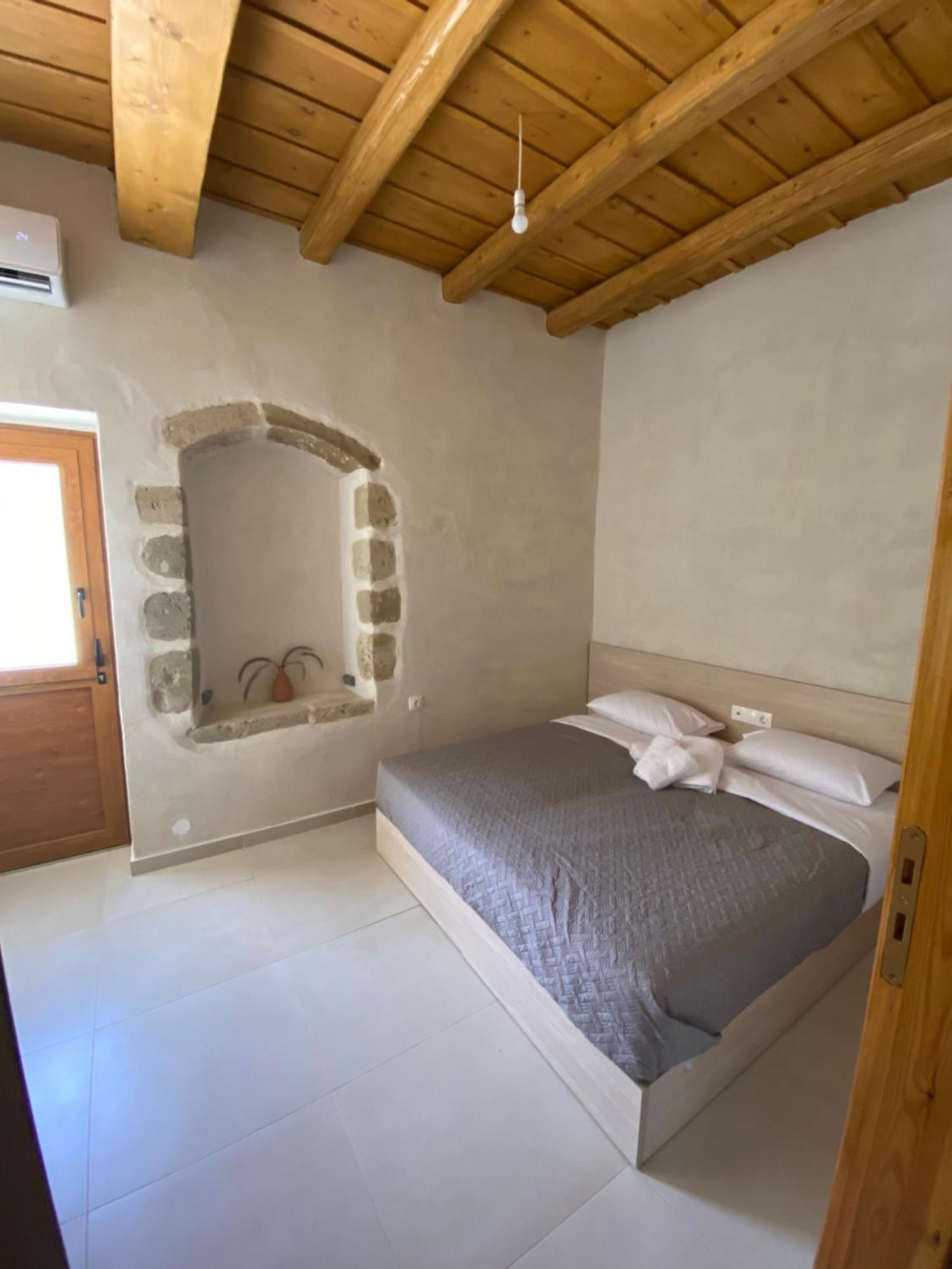 Avli House Vori Villa Buitenkant foto